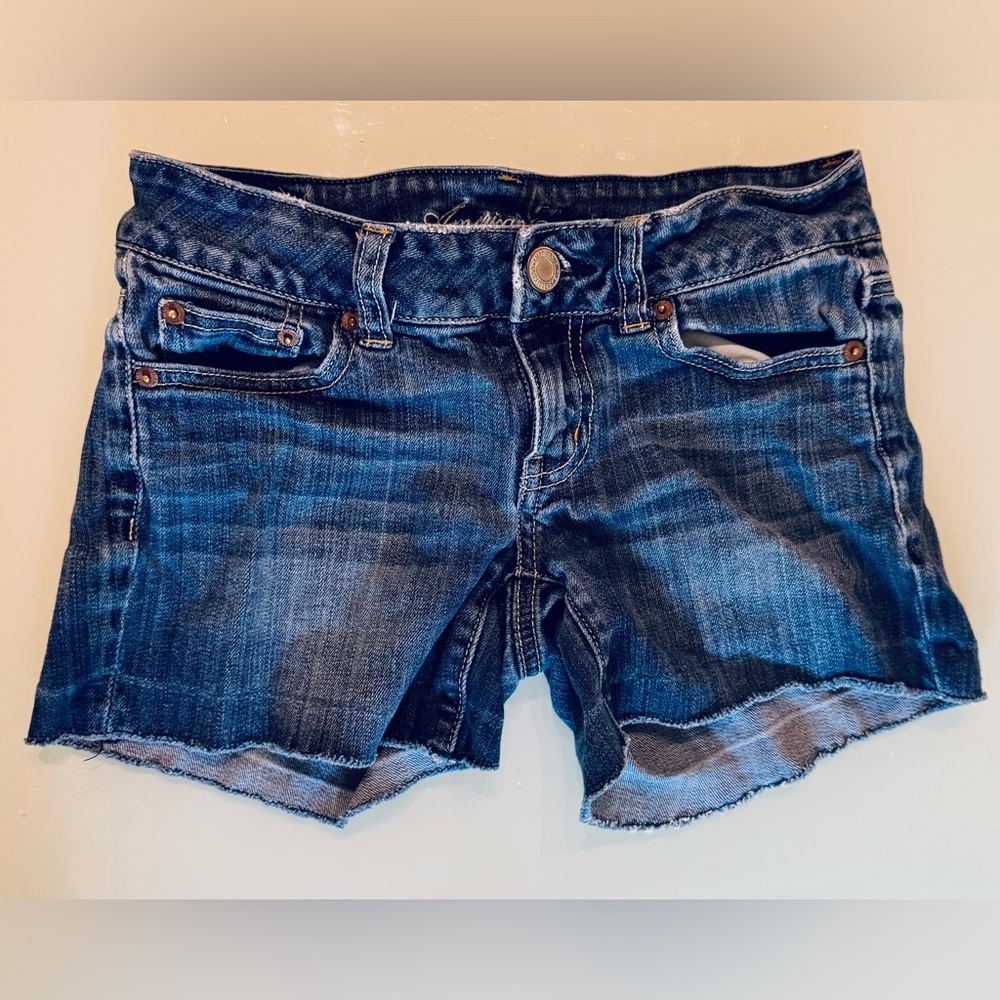 Classic Stretch Jean Shorts